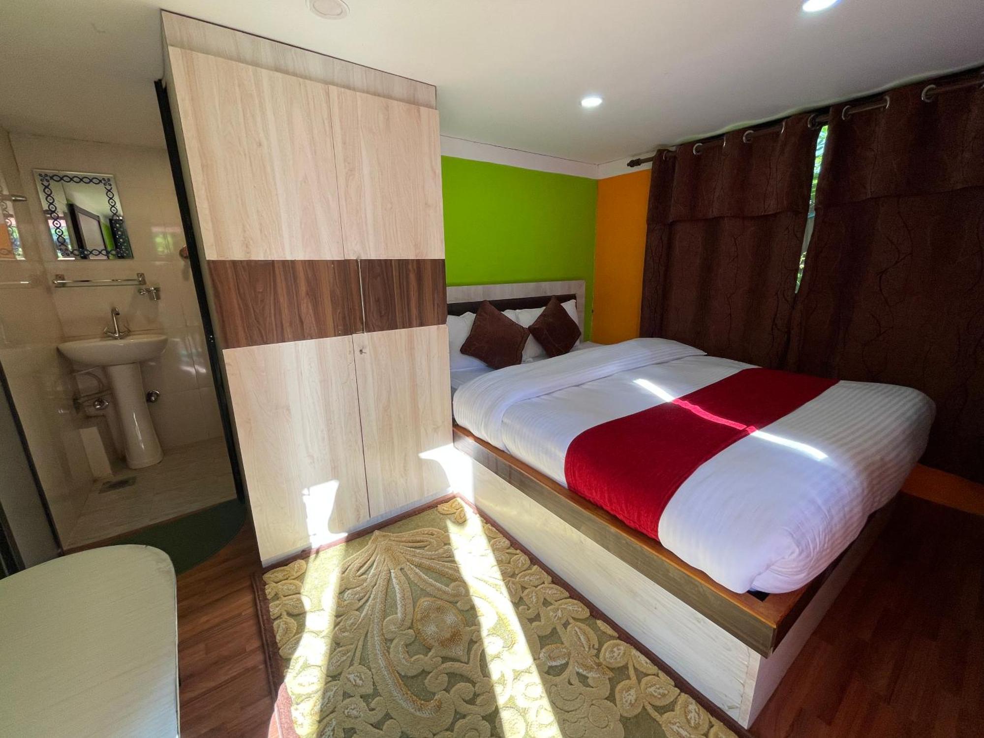 Chareli Resort Nagarkot Exterior foto
